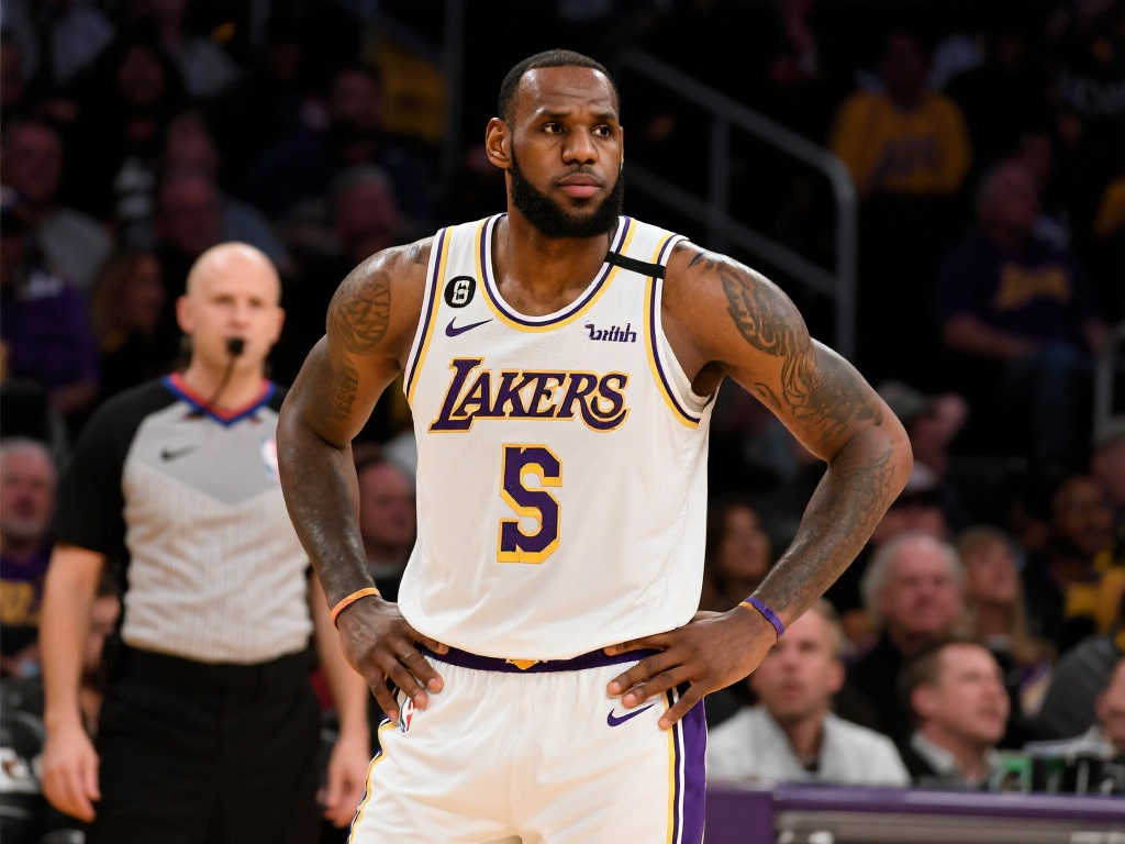 基德:欧文伤病与出场时间无关,轮休不应成联盟常态 基德:欧文伤病与出场时间无关,轮休不应成联盟常态